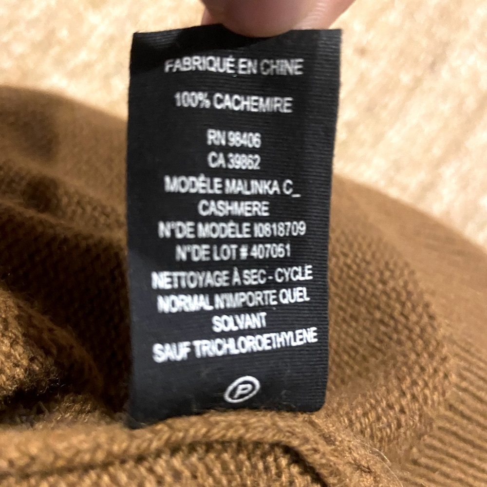 NWOT Theory Malinka Cashmere Sweater Sz S Camel - Picture 6 of 6